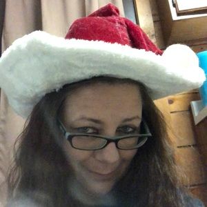 Meet your Posher, Holly